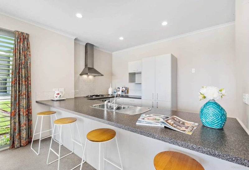 Takanini, 4 bedrooms64658688502531113