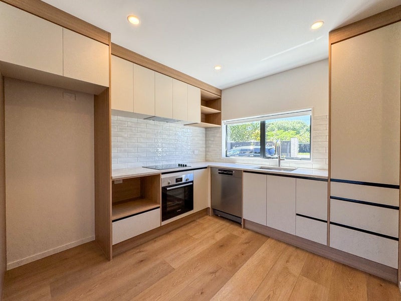 Mangere Bridge, 2 bedrooms64658799704963111