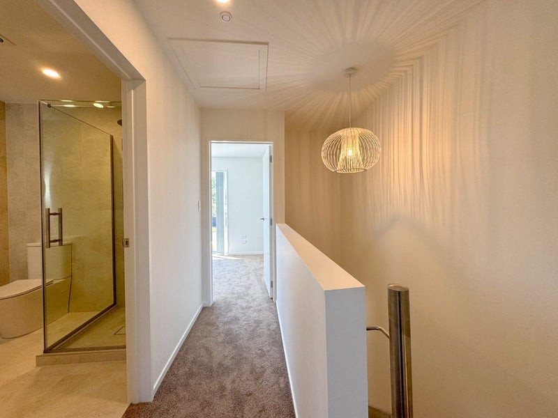 Mangere Bridge, 2 bedrooms64658799704963114