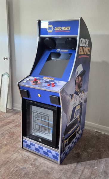 Chase Elliot Arcade Machine - NEW!! Carousel 2