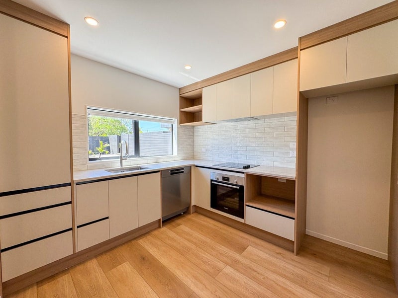 Mangere Bridge, 2 bedrooms64658799785346111