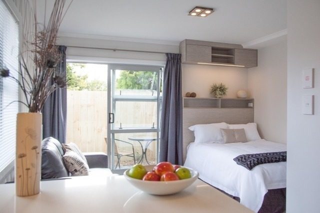 Melville, 1 bedroom64658799852290111