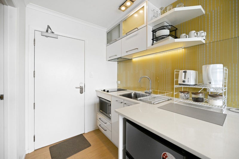 Melville, 1 bedroom64658799852290112