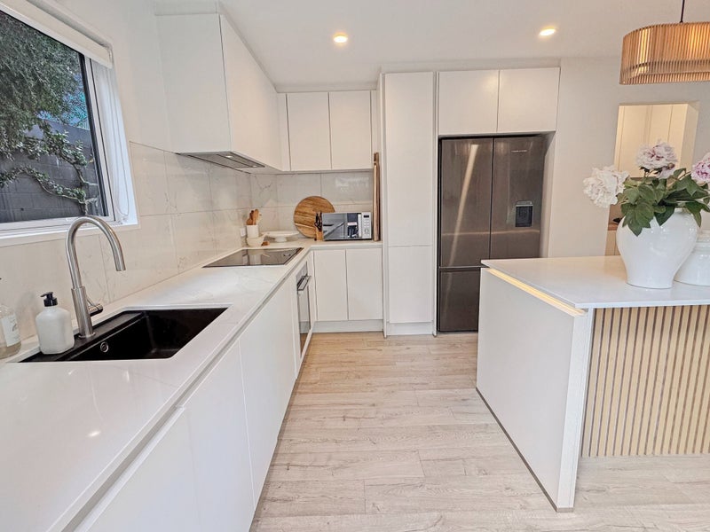 St. Albans, 4 bedrooms64658899155715113