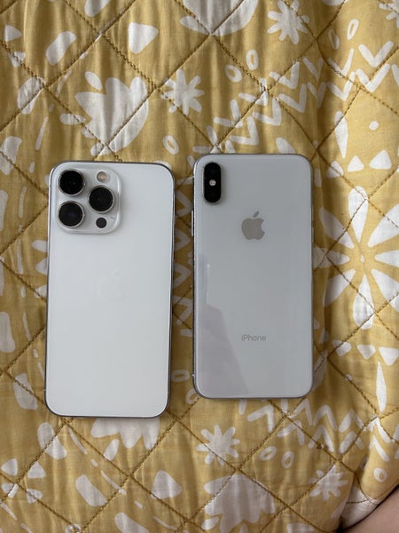 Iphone 13 pro & Iphone X bundle64659047752194111