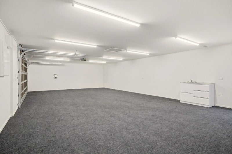 Waltham, 2 bedrooms64658985801603111