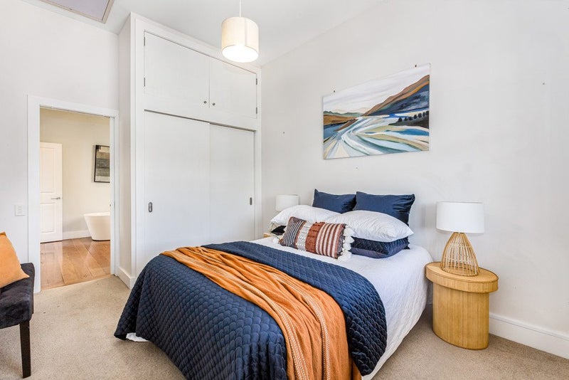 Charming Character Home - Heart of Wadestown64736488601601113