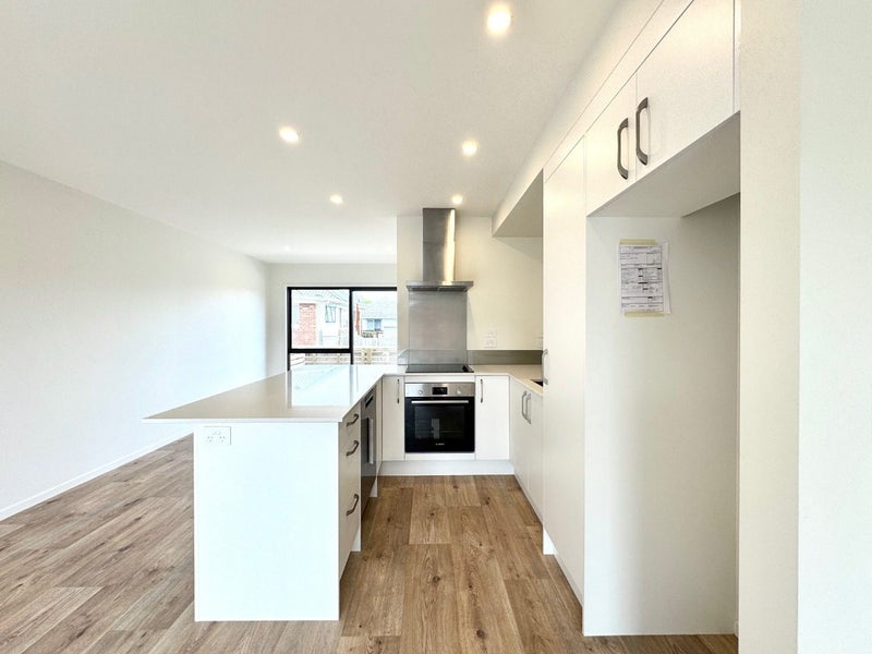 Mangere East, 3 bedrooms64670690644482113