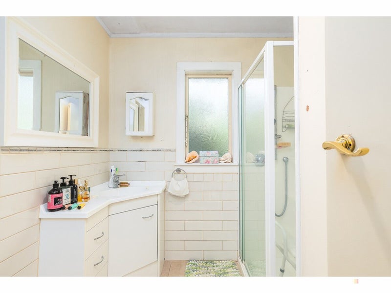 Ready for the Glow Up64659196804738113