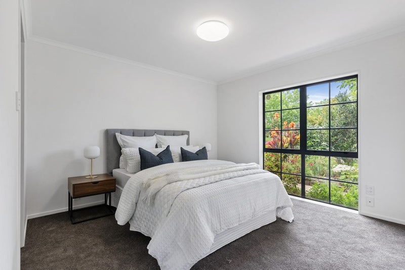 SECRET GARDEN GEM! SINGLE-LEVEL SUPERSTAR64659284274947114