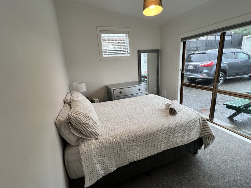 Mount Eden, 5 bedrooms64659322008578110