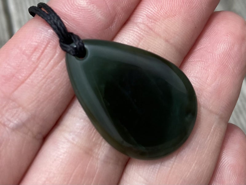 $1 Res!! Greenstone/Pounamu roimata pendant *Kahurangi* Carousel 1