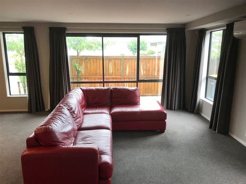 Edgeware, 3 bedrooms64659384368770112