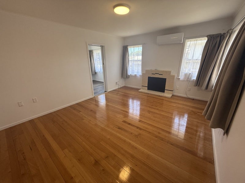 Otara, 3 bedrooms64659384451074112