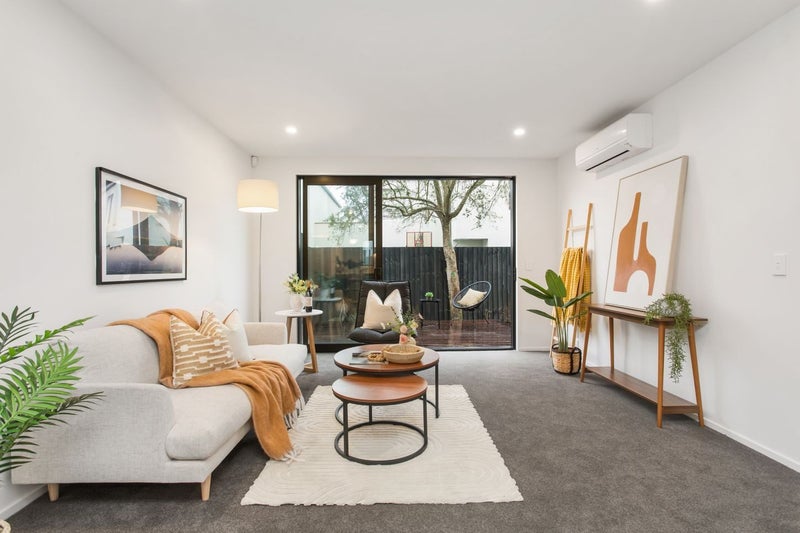 St. Albans, 3 bedrooms64659484196866114