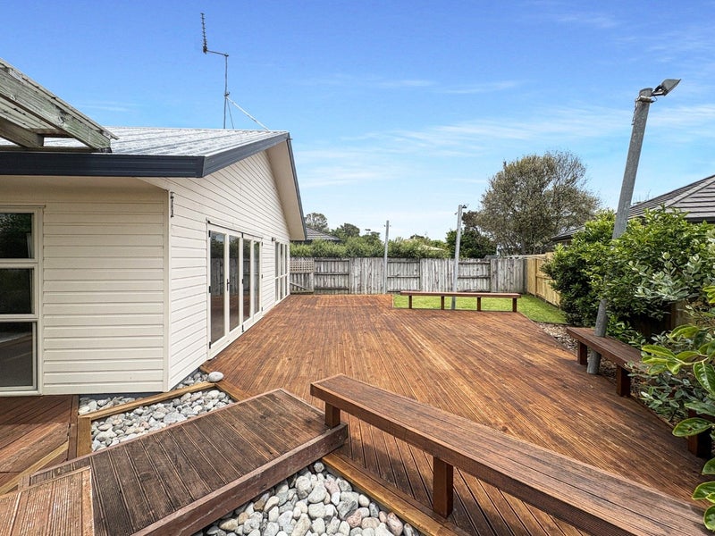 Fairview Downs, 4 bedrooms64659681910401111