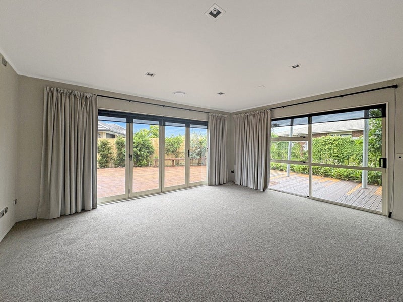 Fairview Downs, 4 bedrooms64659681910401113