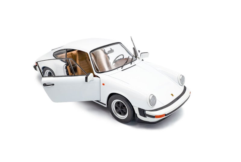 1974 PORSCHE 911 – BIG 1/18 scale diecast Carousel 1