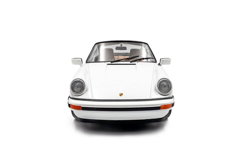 1974 PORSCHE 911 – BIG 1/18 scale diecast Carousel 7