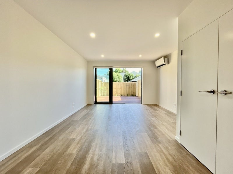 Riccarton, 2 bedrooms64659894564225112