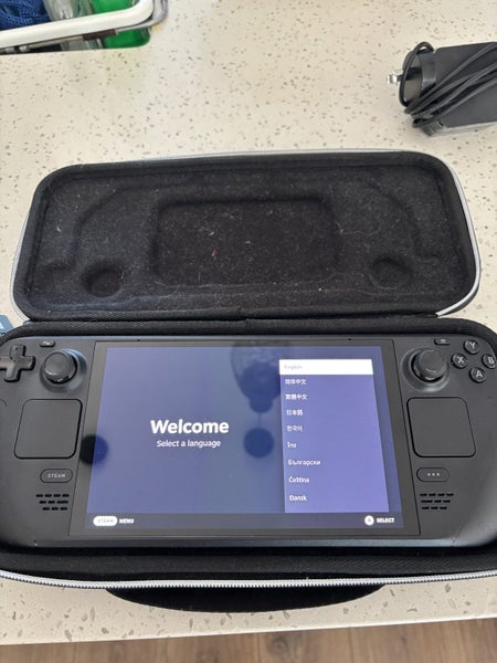 Steam Deck OLED – NZ JB Hi-Fi Model – Excellent Condition – Case & Charger64660019224321112