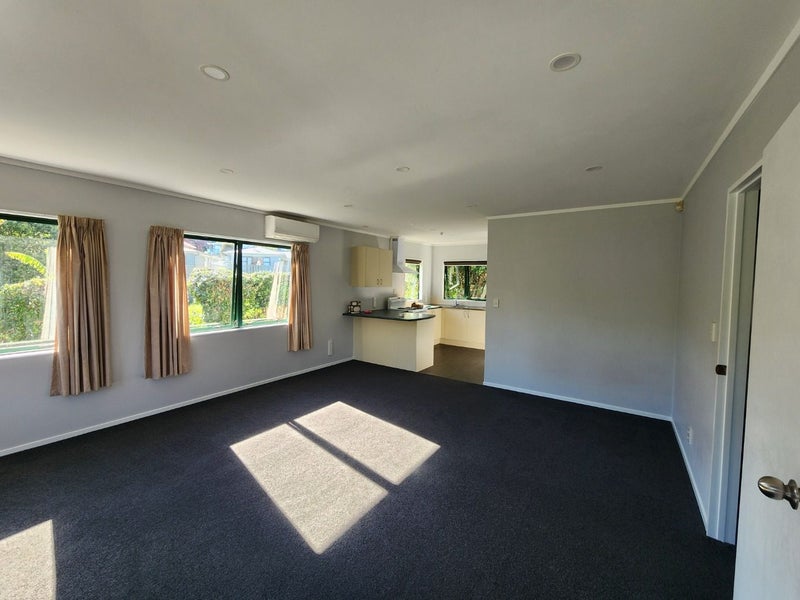 Mount Roskill, 3 bedrooms64660182699905112