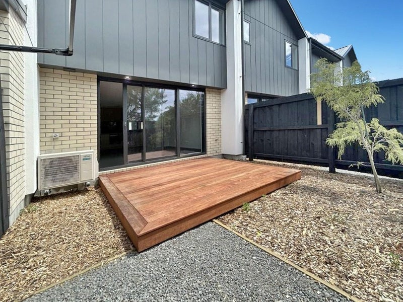 Shirley, 2 bedrooms64660182675331111