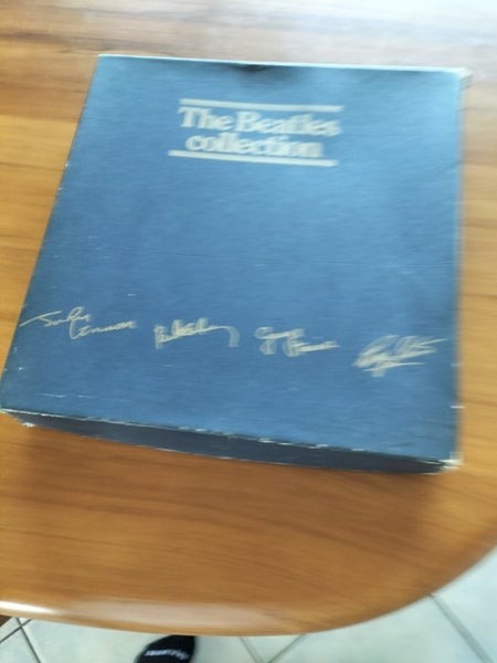 The Beatles Collection Carousel 3