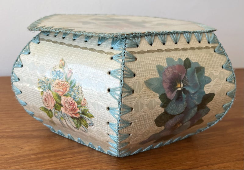 Vintage Sewing/Hobbies Box Carousel 4