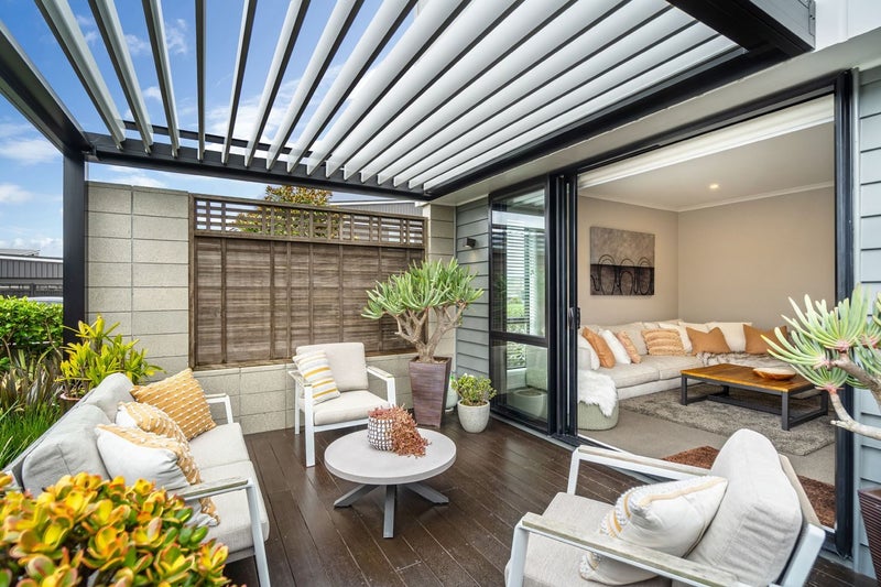 Hobsonville, 3 bedrooms64660272737537112