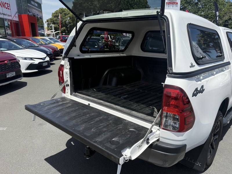 2020 Toyota Hilux SR 2.8DT 4WD64660373031299112