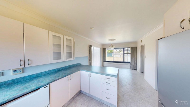 Springvale, 3 bedrooms64660272818562112