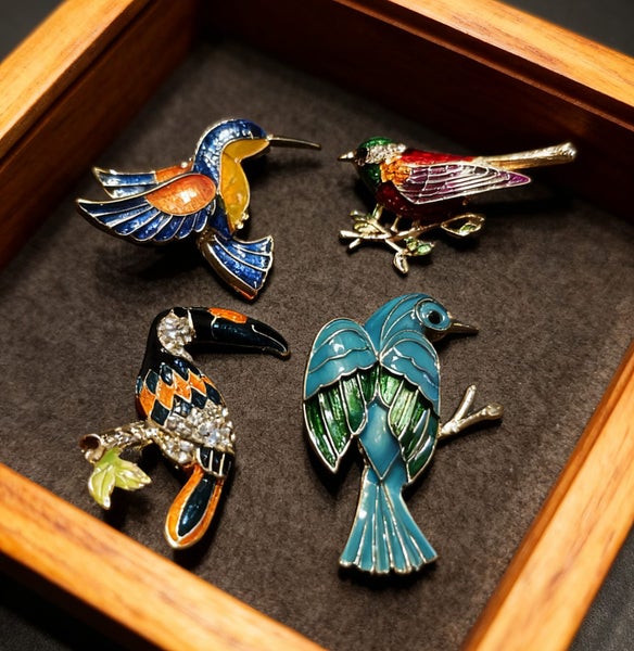 (4X Crystal Brooches) Beautiful Bird Brooches Statement Brooches BHAL18LH-4 Carousel 2