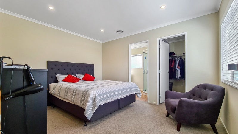 Churton Park, 3 bedrooms64660373102978114