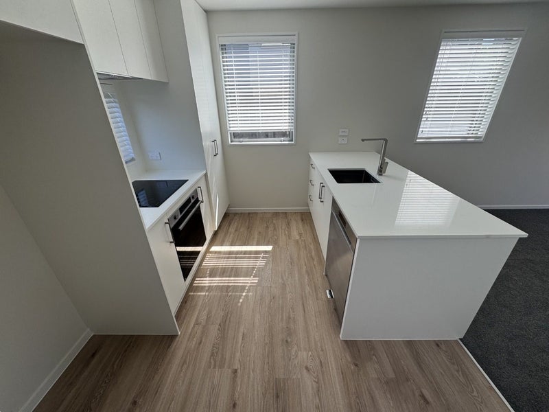 Papatoetoe, 2 bedrooms64660566062593111