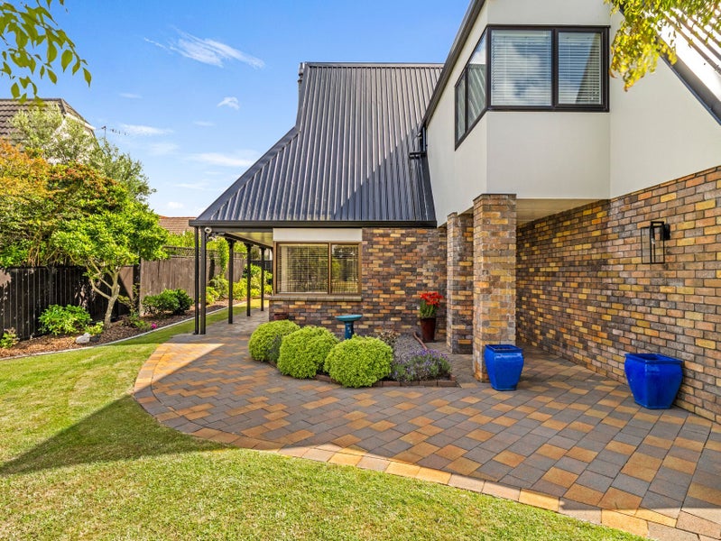 Turn-key and Luxury on the Perfect Street64660566094595113