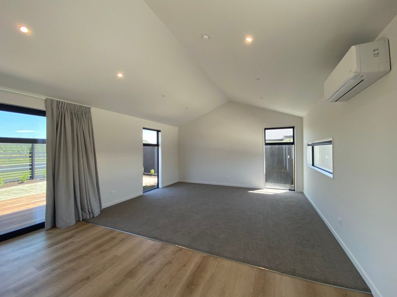 Lincoln, 3 bedrooms64660566110977112