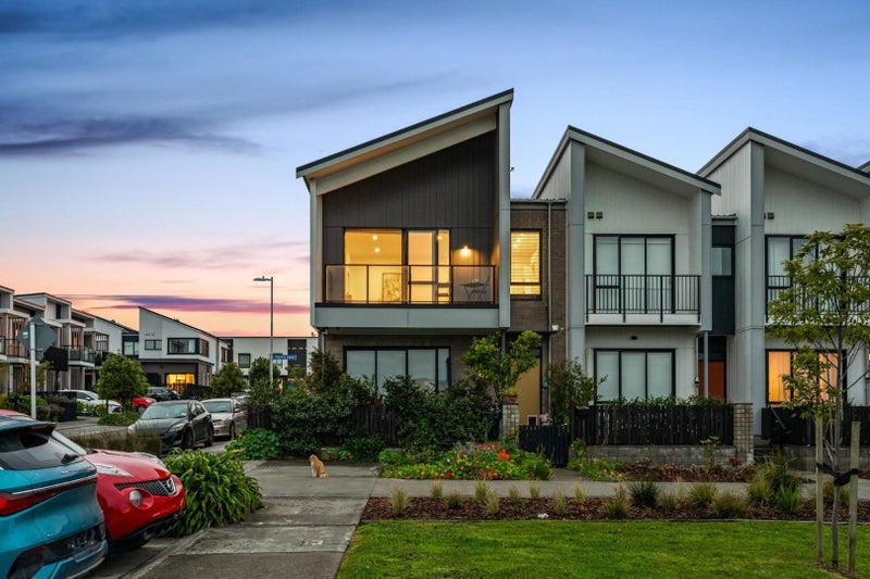Hobsonville, 3 bedrooms64660761780994110