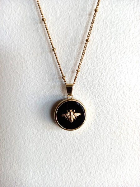 Bee Gemstone Necklace, Black Onyx Bee Necklace, Gemstone Necklace Carousel 1