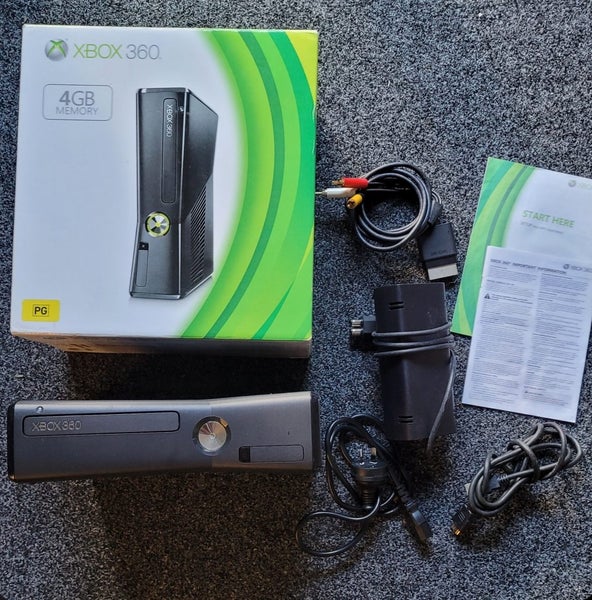 XBOX 360 SLIM - 4GB + 250GB HARDDRIVE *No Controller* Carousel 1