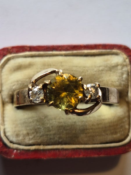 Vintage Citrine and diamond ring Carousel 1