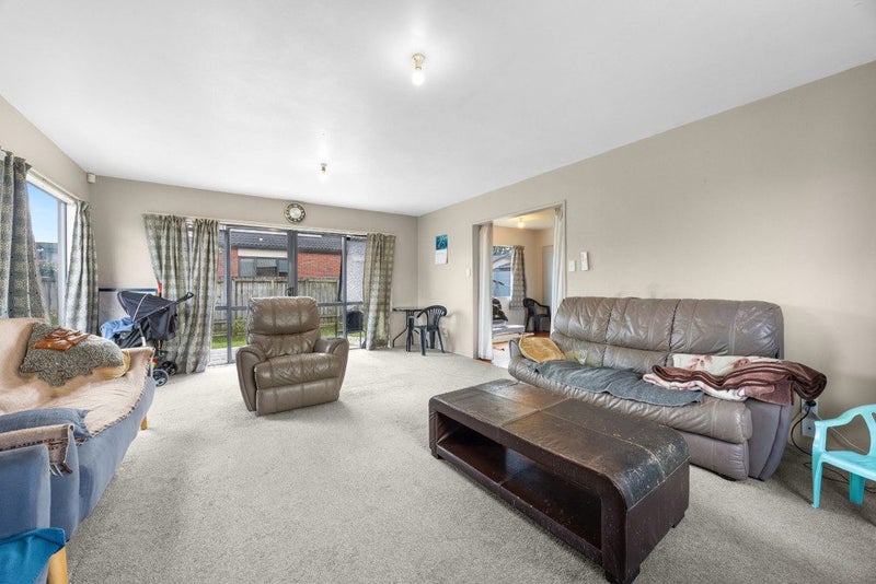 Papakura, 3 bedrooms64661154432130114