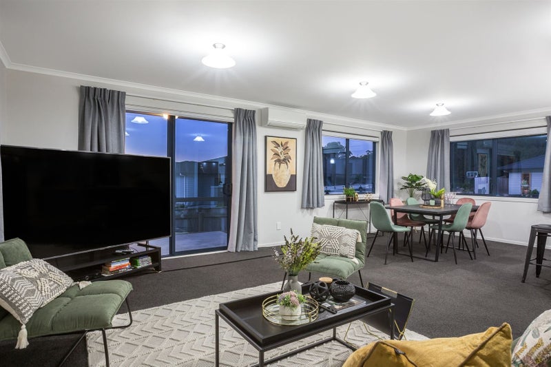 Lock, Leave and Live - Offer Now64661154557698112