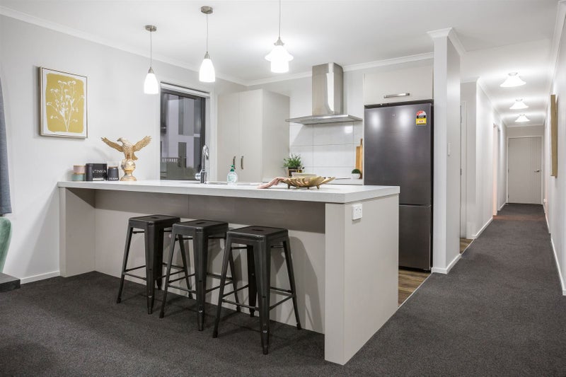 Lock, Leave and Live - Offer Now64661154557698113