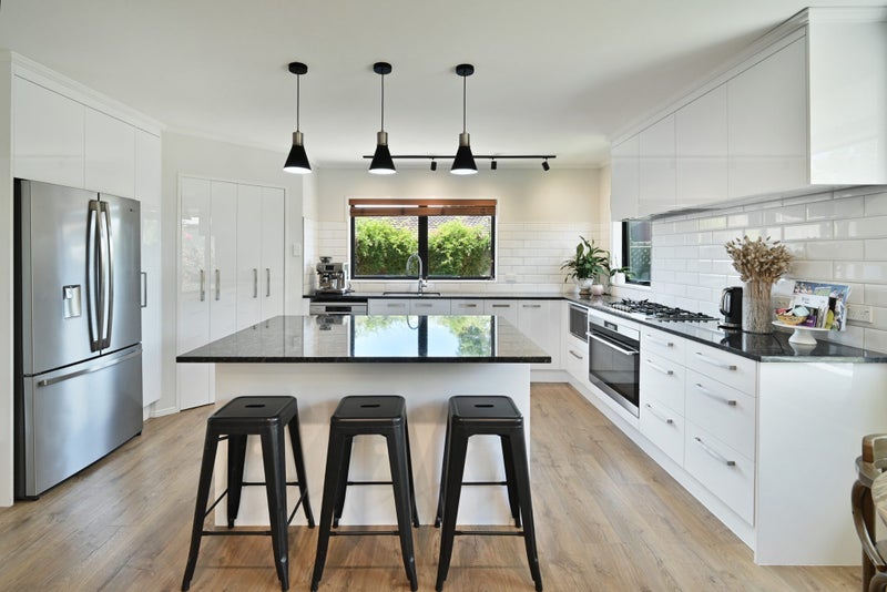 Spacious, Renovated, Family Home With '80s Flair64661154590723111