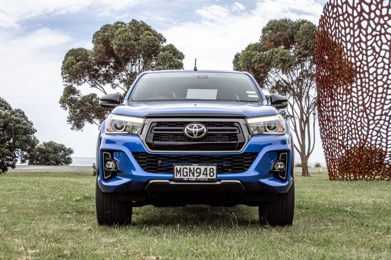 2019 Toyota Hilux SR5 2.8D 2WD64661344830850113