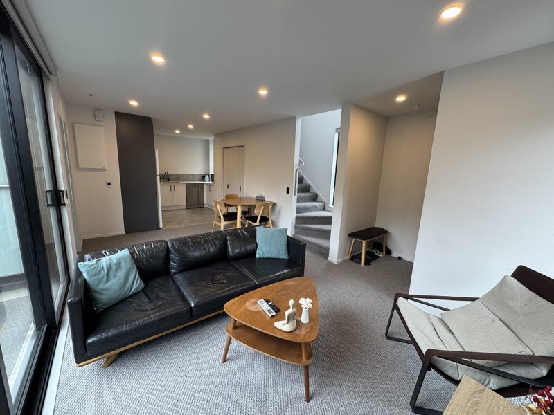 Sydenham, 3 bedrooms64661255516033112