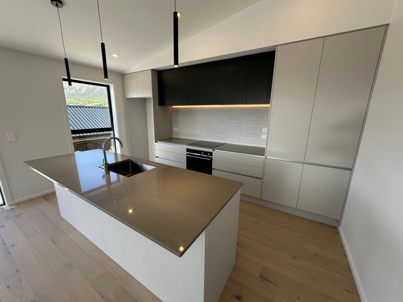 Jacks Point, 4 bedrooms64661549224450111