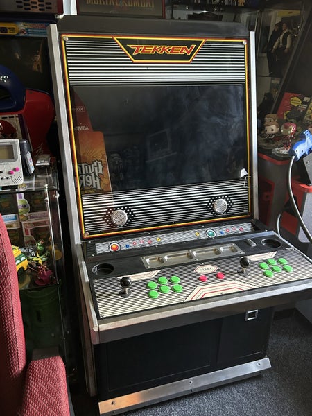 Modern Arcade Machine with 32” Screen Carousel 1