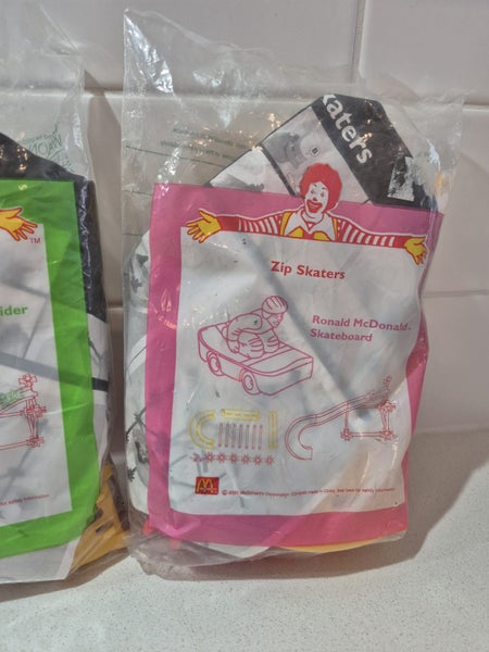 2000 McDonald’s Zip Skaters – Sealed Sets – Ronald + Hamburglar Carousel 8